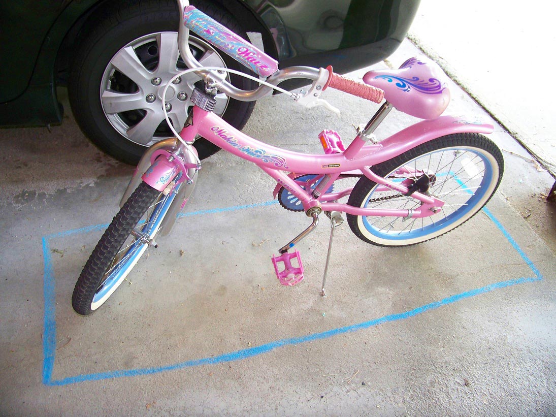 chalk-parking-for-bike