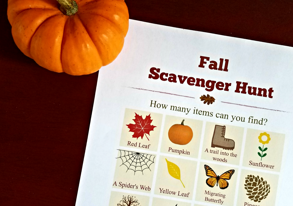 FREE Fall Scavenger Hunt (printable pdf list!)